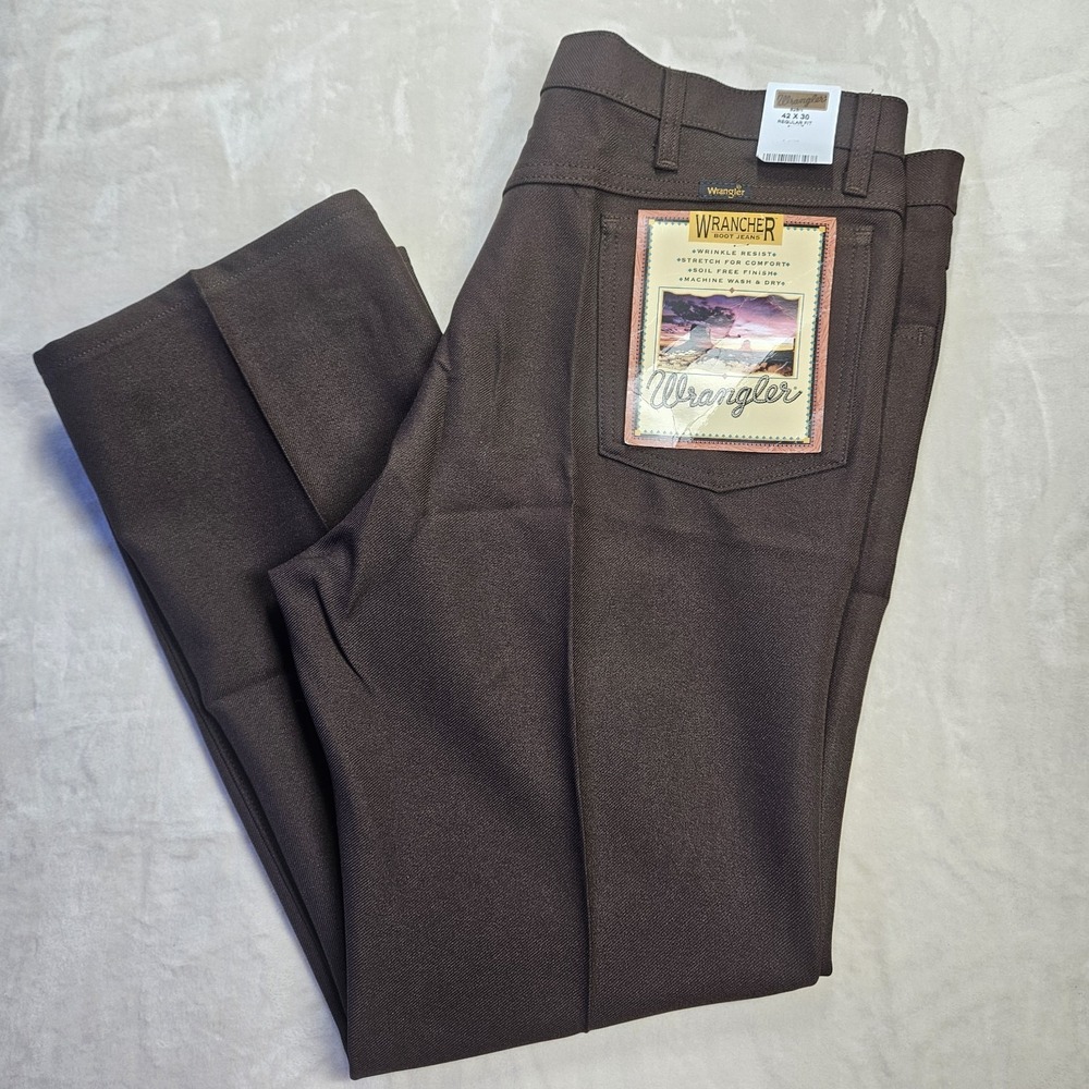 Wrangler Men's Bootcut Jeans 42x30 Brown Wrinkle Resist Stretch NWT